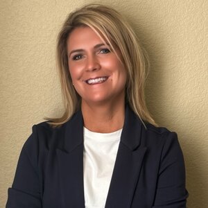 rsz_kelli_poole rsz_kelli_poole